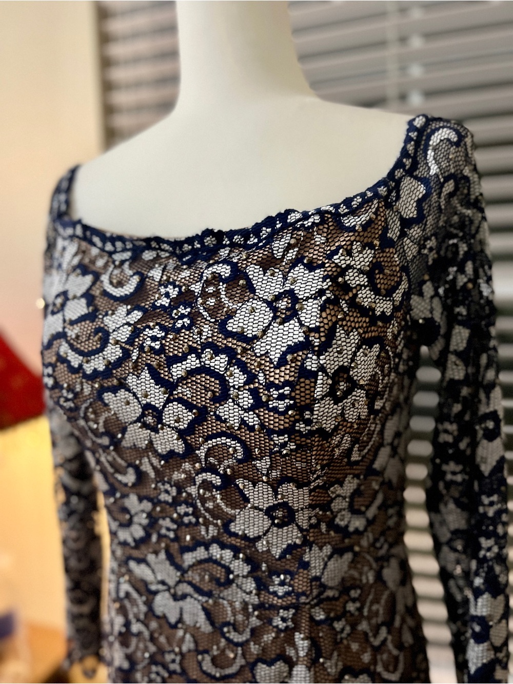 Women's Blue Lace Off Shoulder Long Sleeve Maxi
Evening Gown Size 12 L - Picture 2 of 6